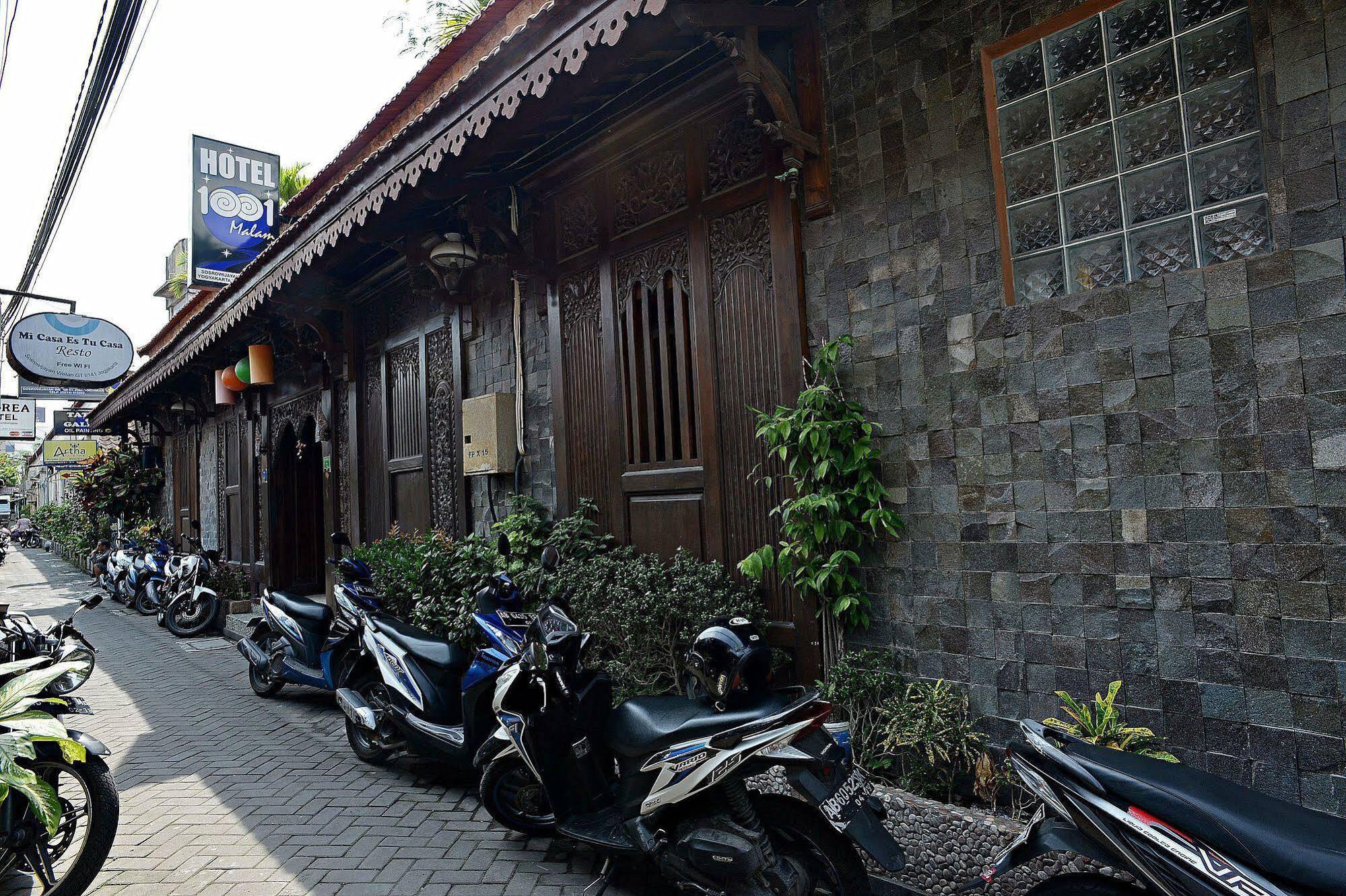 Zen Rooms Malioboro Sosrowijayan Wetan Yogyakarta Eksteriør billede