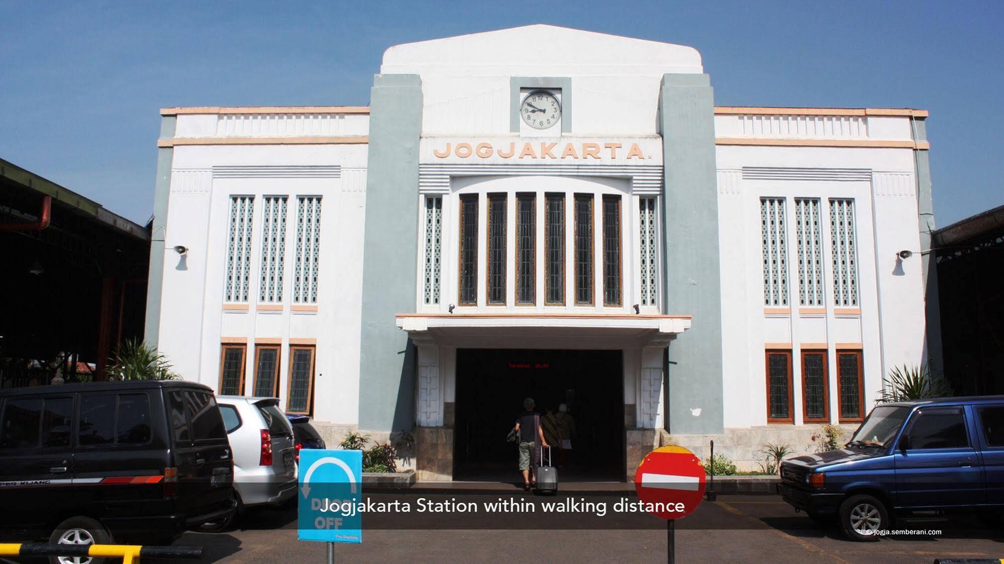Zen Rooms Malioboro Sosrowijayan Wetan Yogyakarta Eksteriør billede